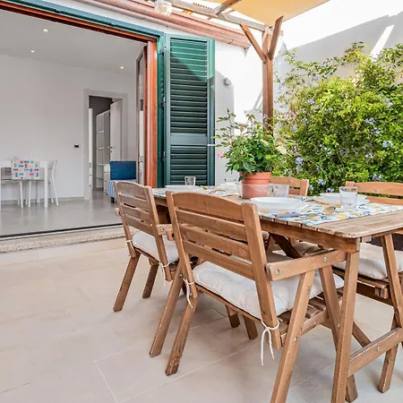 بيت للعطل Poldina *